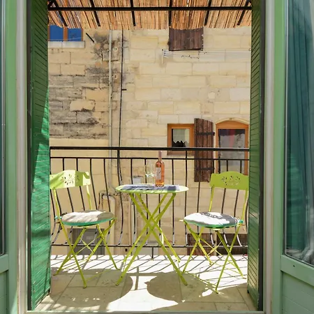 Maison Le Petit Balcon Avec Garage Pour Velo *